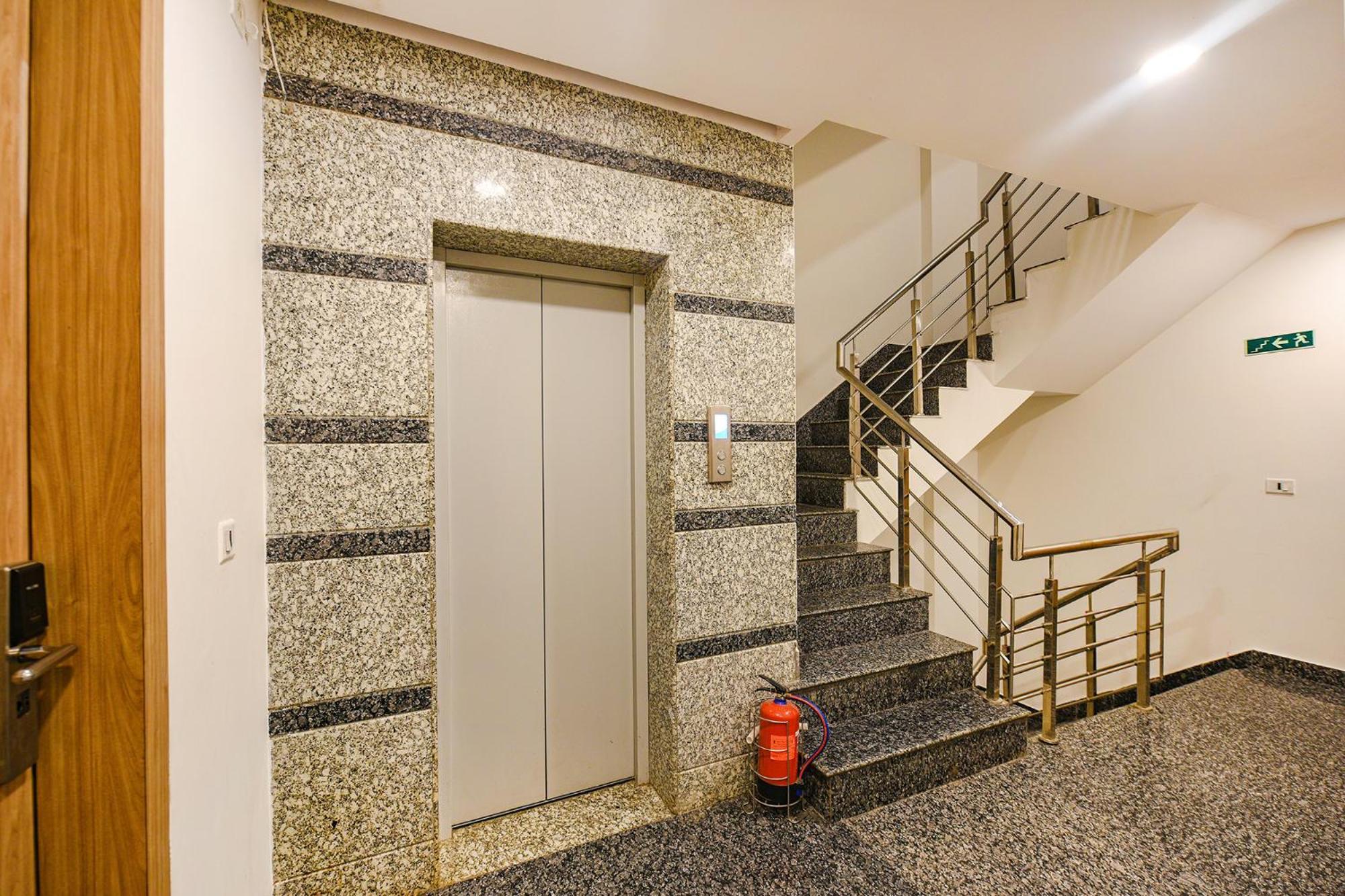 Hotel Fabhotel Royal Residency I New Delhi